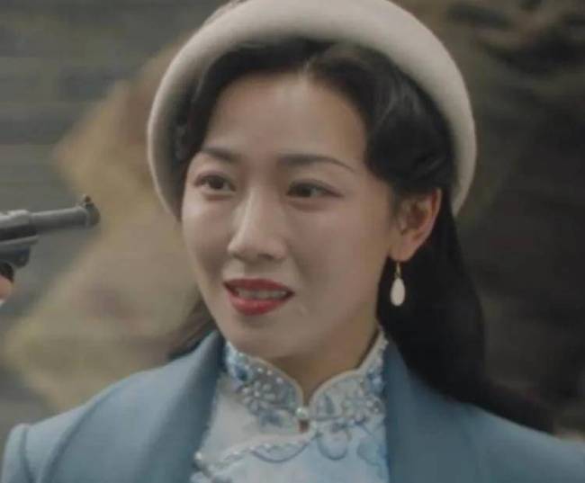 张佳宁三个月播三部剧的含金量 演技与机遇齐飞